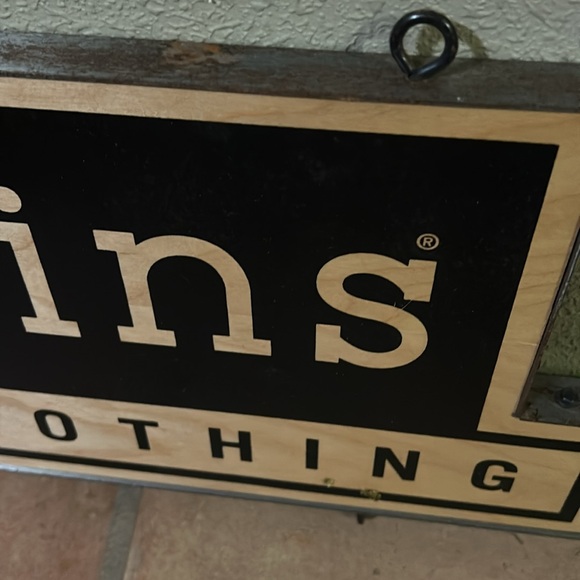 Royal Robbins Wood and Metal Advertising Sign - Picture 4 of 5